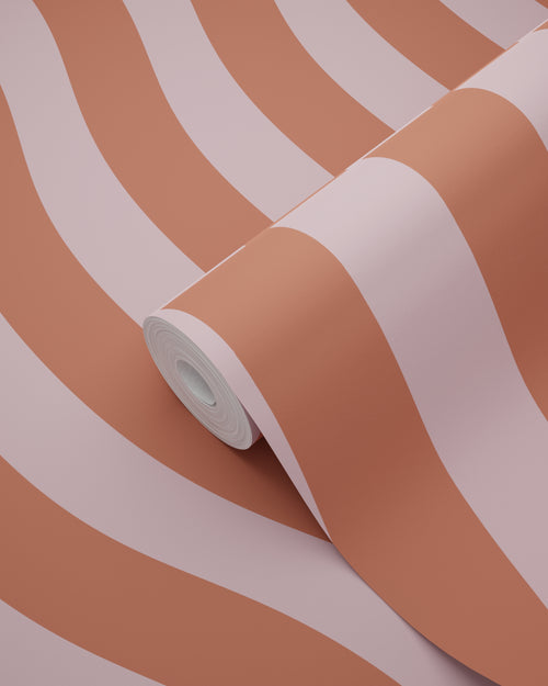 ESTAhome behang golvende strepen terracotta roze - 50 x 900 cm - 131607 - vtwonen shop