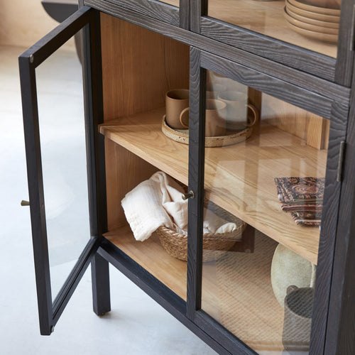 Tikamoon Servieskast in massief essenhout - Zwart - vtwonen shop